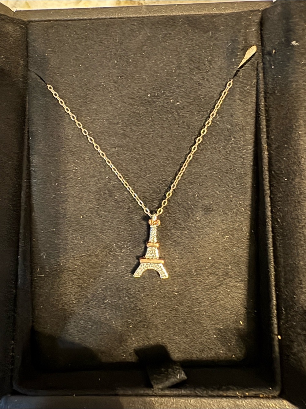 Kay Jewelers Gold Eiffel Tower Pendant Necklace